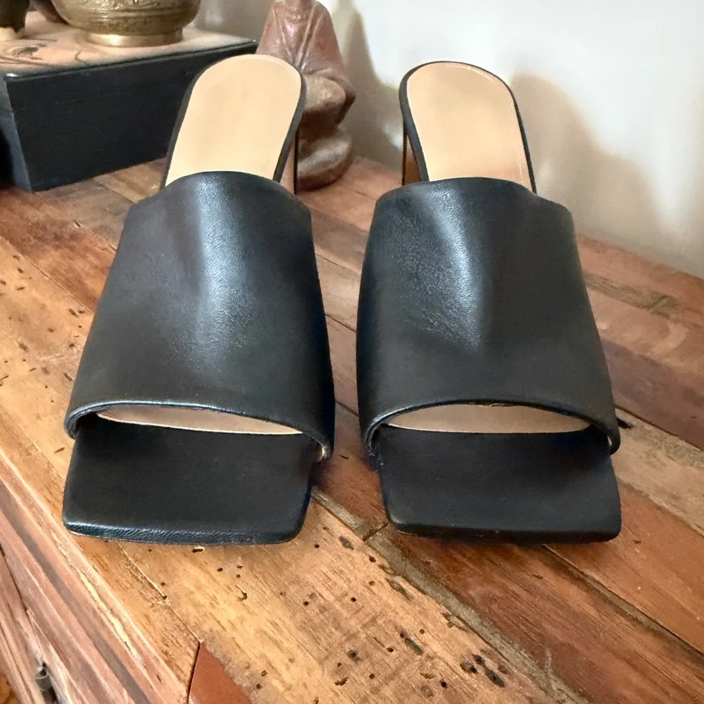 & OTHER STORIES Heeled Leather Square Toe Sandals